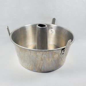 Vtg Comet Aluminum 2 Piece Round Angel Food Cake P